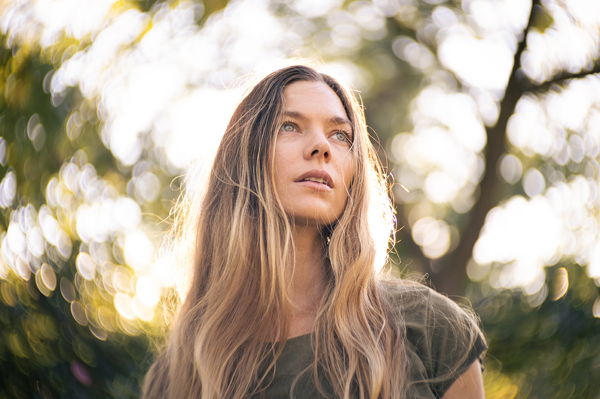 Dreamy Portraits with the Petzval 80.5 Art Lens